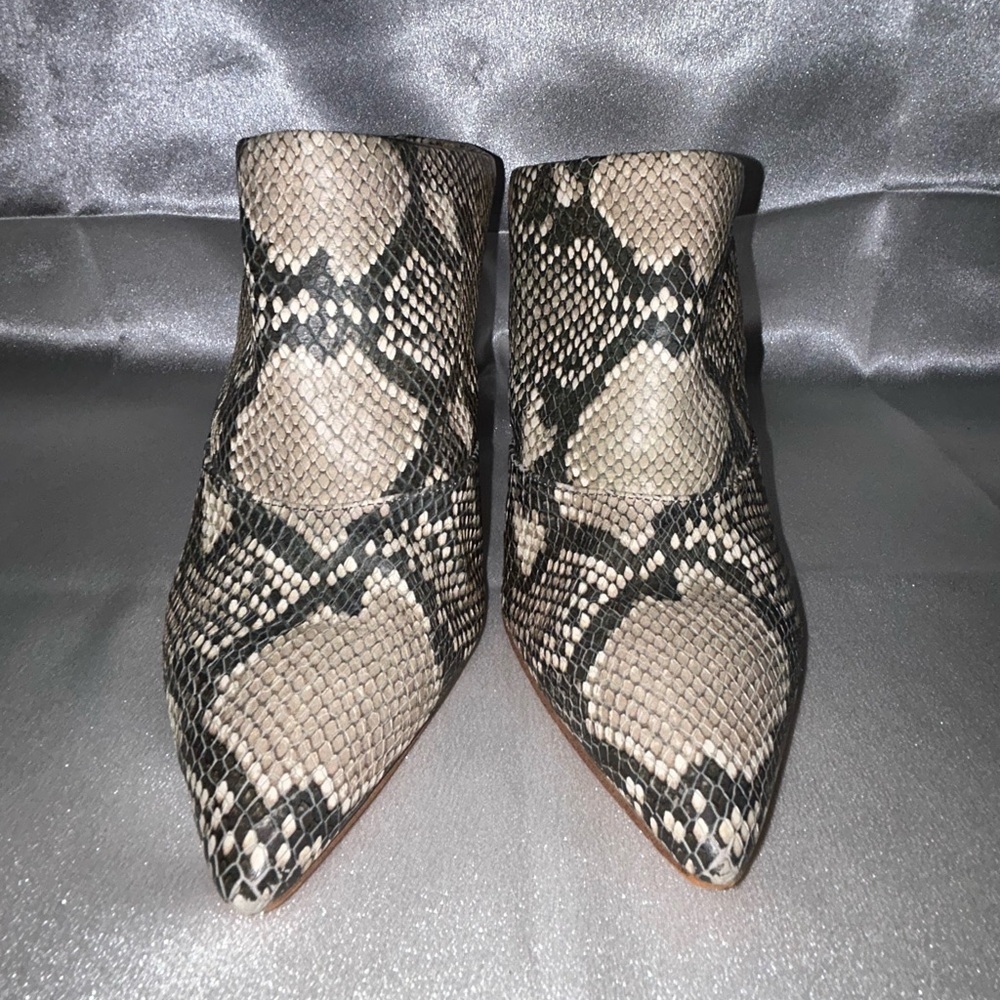 Dolce Vita Cinda Snake print High Heel Mules - Picture 3 of 8